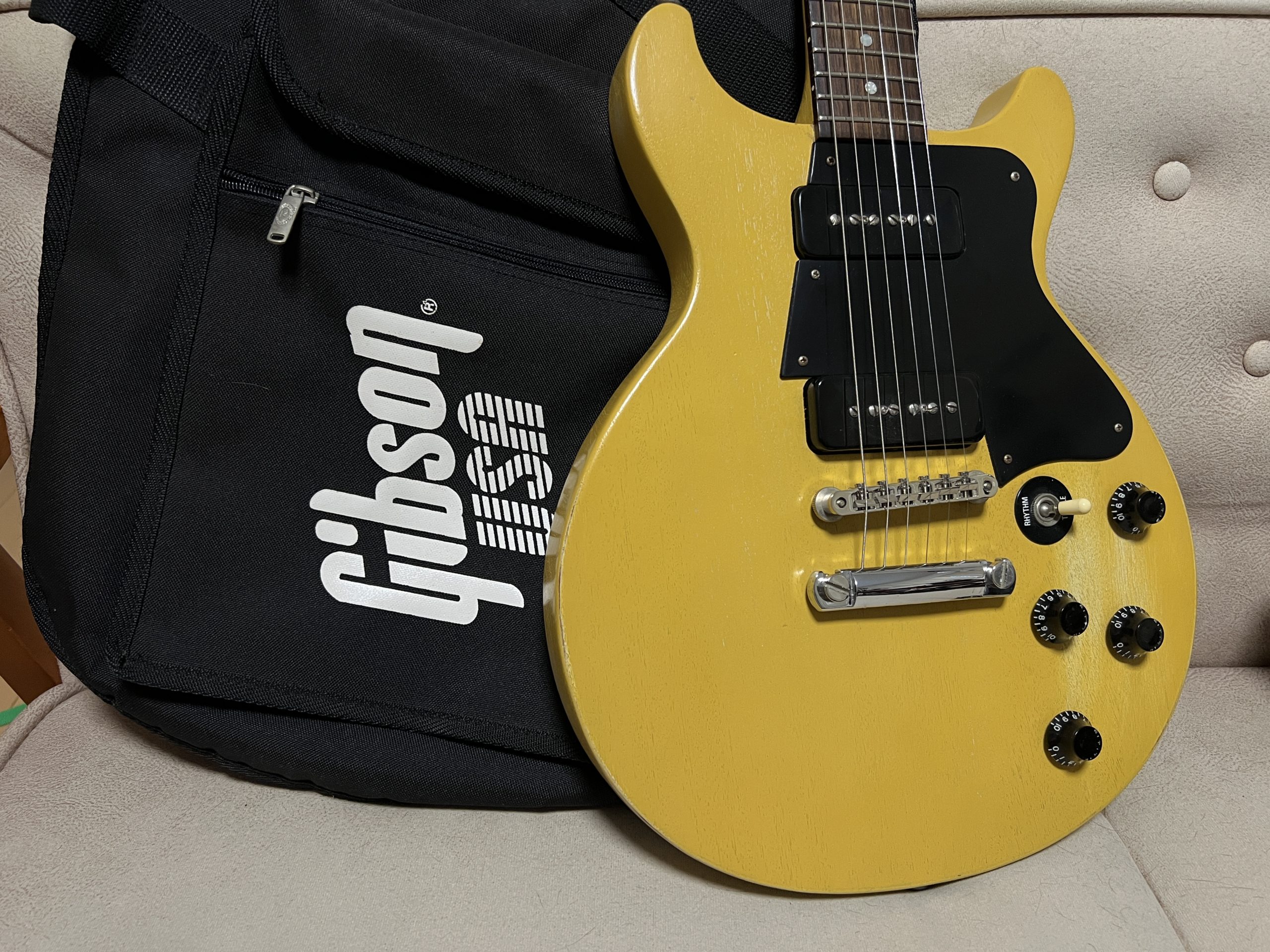 Gibson Les Paul Junior Special Faded DC（2004 Worn Yellow