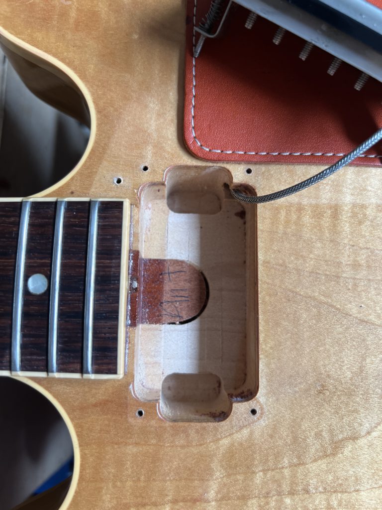 Gibson ES-335 Nashville 1996 DOT 57 Classic ポット交換 Potentionmeter 350K CTS 500K wiring 配線図 Belden #8503 ベルデン