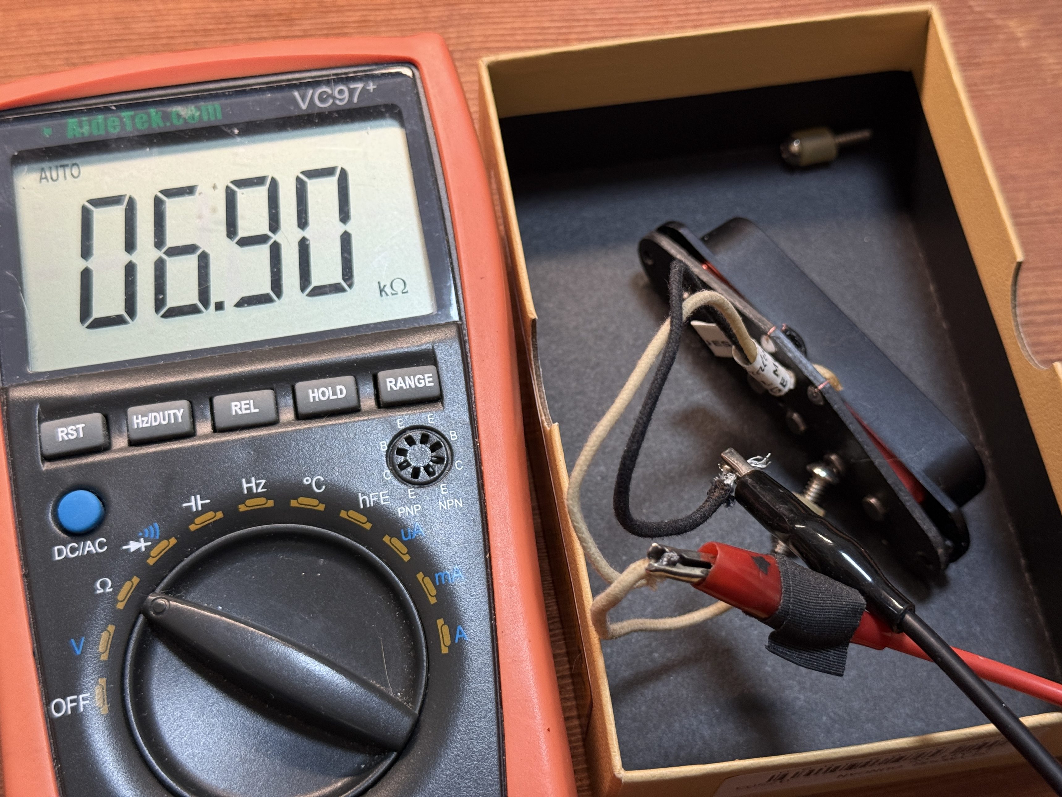 Fender Musutang ムスタング ピックアップ Seymour Duncan Antiquity Pickup ピックアップ交換 Squier スクワイヤー セイモアダンカン ローラー Lindy Fralin Mustang pickup Plus 15% High Output Blues Special