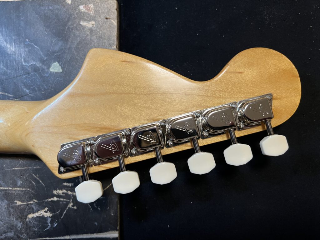 Fender Mustang Neck 1973 '70s フェンダー ムスタング ネック ローズ指板 ラウンド指板 デカール ロゴ