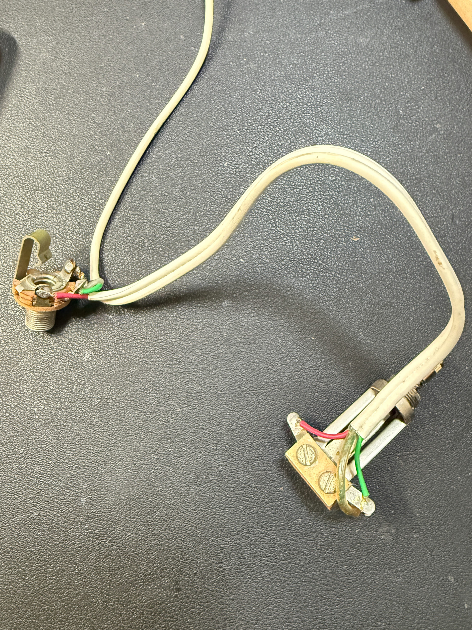 Gretsch 6120 Chet Atkins Nashville (6120 DC 1968) ヴィンテージ配線 モダン配線 wiring　改造 TV Jones TV Jones Ray Butts Ful-Fidelity Filter Tron TV Classic Plus Sperazel Trim-Lok