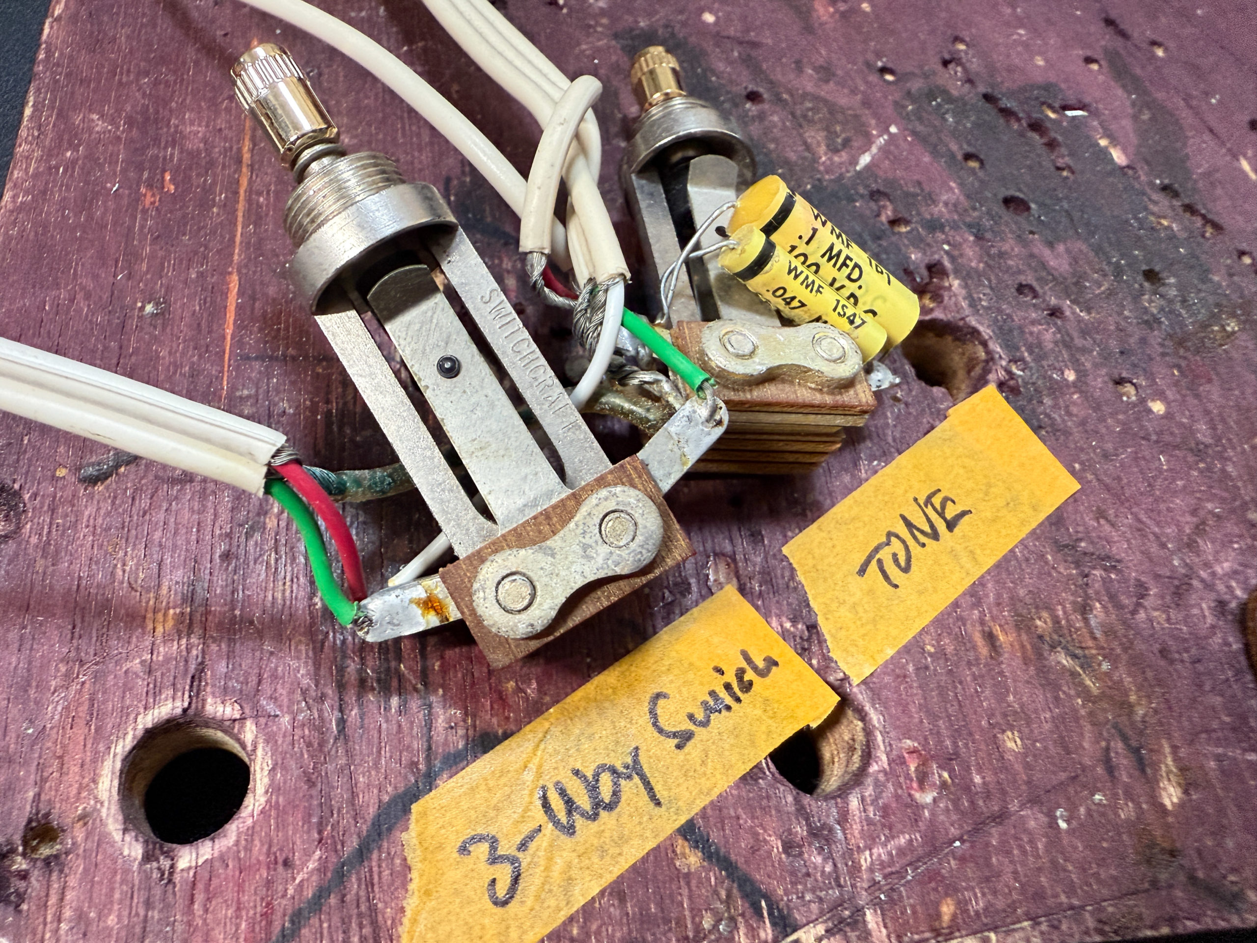 Gretsch 6120 Chet Atkins Nashville (6120 DC 1968) ヴィンテージ配線 モダン配線 wiring　改造 TV Jones TV Jones Ray Butts Ful-Fidelity Filter Tron TV Classic Plus Sperazel Trim-Lok