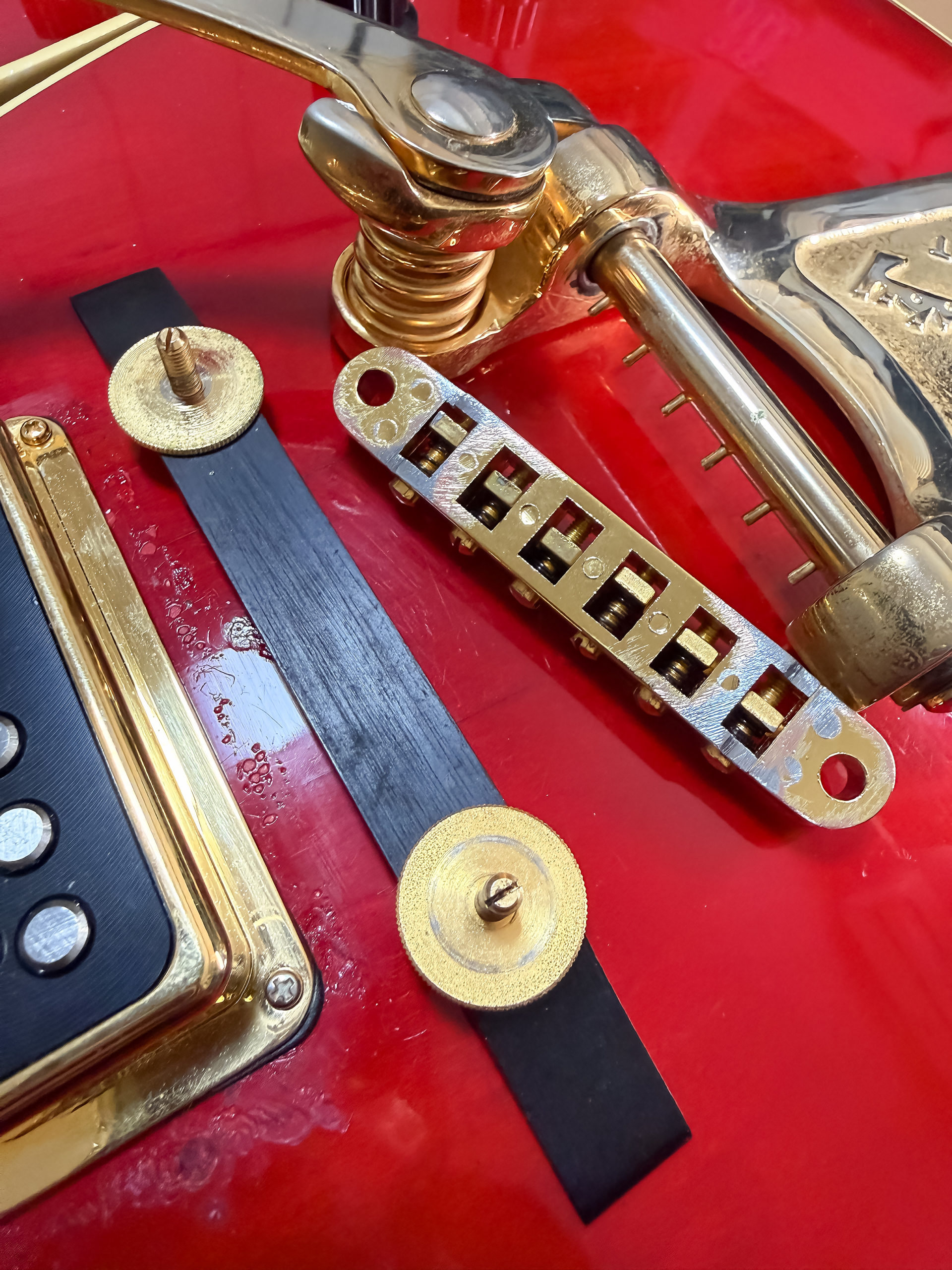 Fender Coronado 1967 Chery Red Candy Apple Red '60s ピックアップの取り付け wiring Gretsch Dynasonic Bigsby B6 nonpainted short hinge