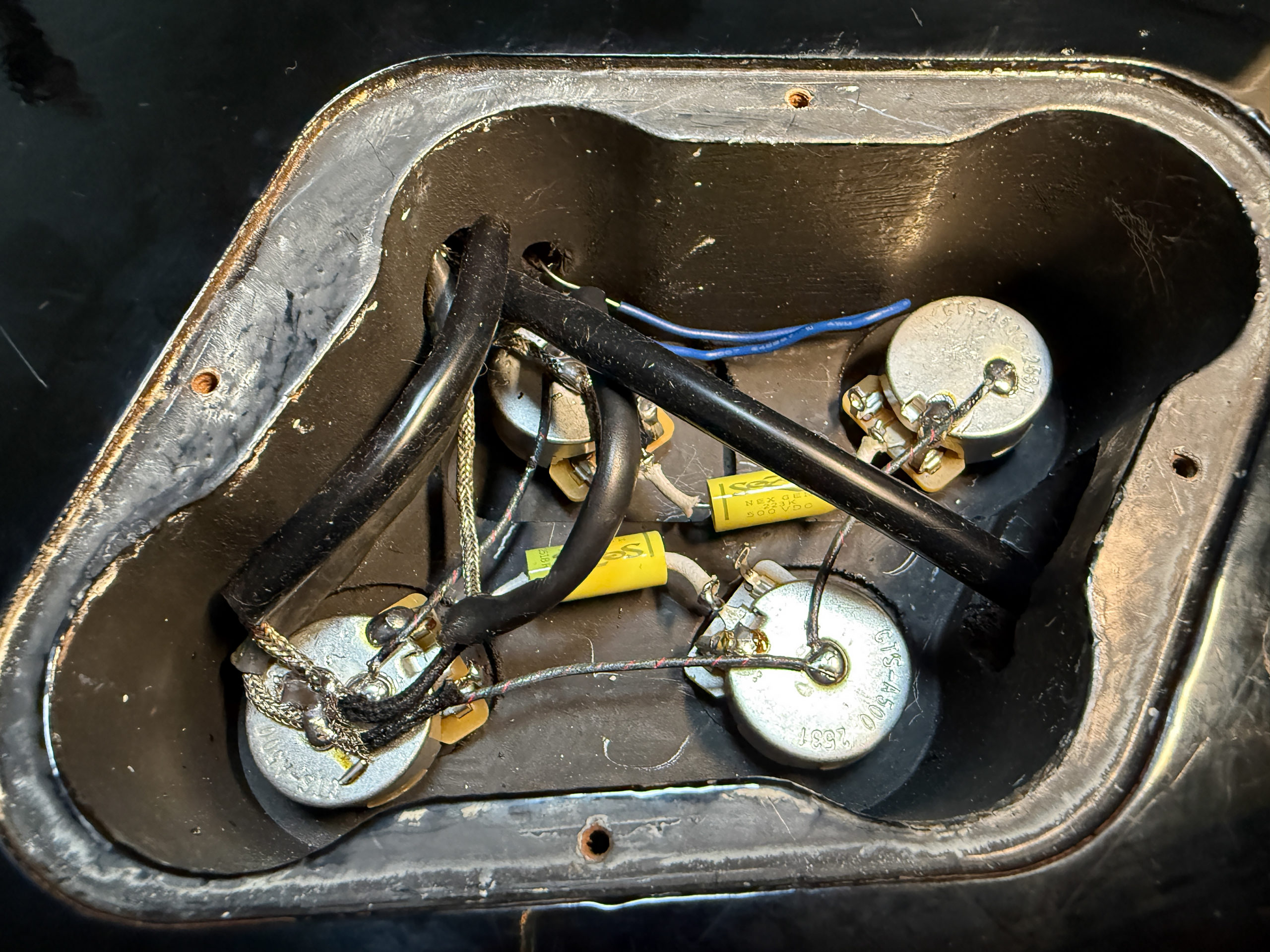 ダイアモンドインレイ　Greco EGC 550 600 グレコ Les Paul Custom レスポールカスタム フレットオーバーGibson フレットエッジバインディング 日本製 ブリッジ ディープジョイント マホガニー Orville オービル トーカイ Burst Bucker Burstbucker '57 Classic Plus CTS Potentionmeter ポット ピックアップ交換 wiring 実体配線図 vintage