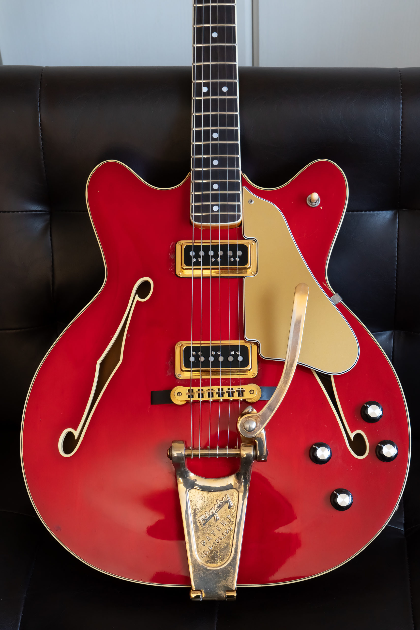 Fender Coronado 1967 Chery Red Candy Apple Red '60s ピックアップの取り付け wiring Gretsch Dynasonic